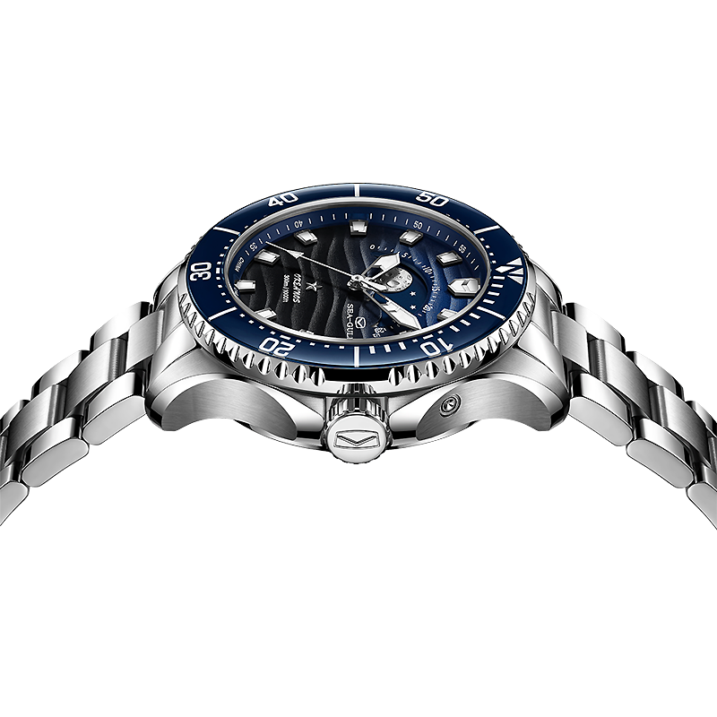 海鷗 Okeanos 月相潛水 300 公尺腕錶