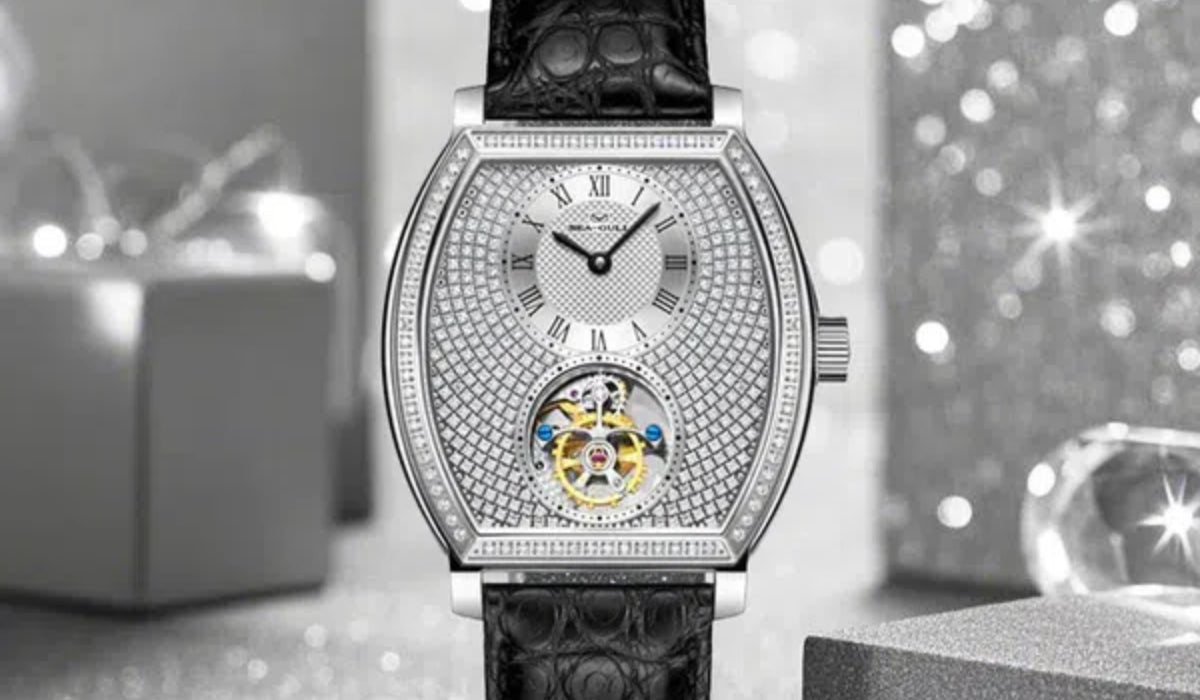 Timeless Sparkle: The Enduring Allure of Diamond Watches Through the Ages